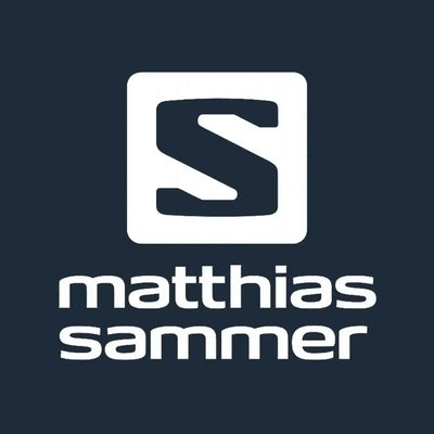 Matthias Sammer Logo Men's T-Shirt – navy close-up detail shot of the Matthias Sammer Players Couture logo design