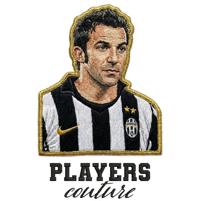 Alessandro Del Piero Badge Men's Hoodie – white close-up detail shot of the Alessandro Del Piero Players Couture logo design