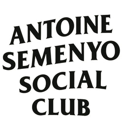 Antoine Semenyo Social Club Logo Men's T-Shirt – white close-up detail shot of the Antoine Semenyo Social Club Players