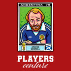 Archie Gemmill World Cup Sticker Men's T-Shirt – red close-up detail shot of the Archie Gemmill World Cup Players Couture