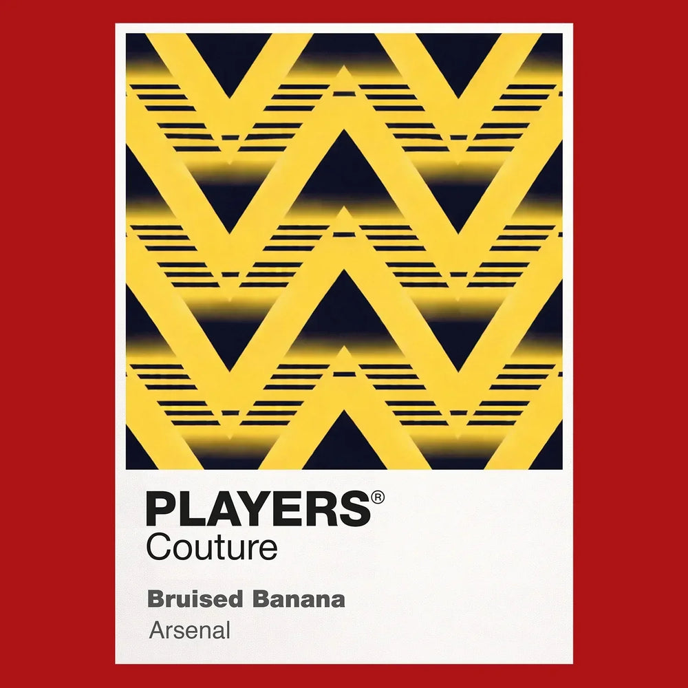 Arsenal Bruised Banana Classic Football Shirt Colours Frame Men's T-Shirt – red close-up detail shot of the Arsenal Bruised
