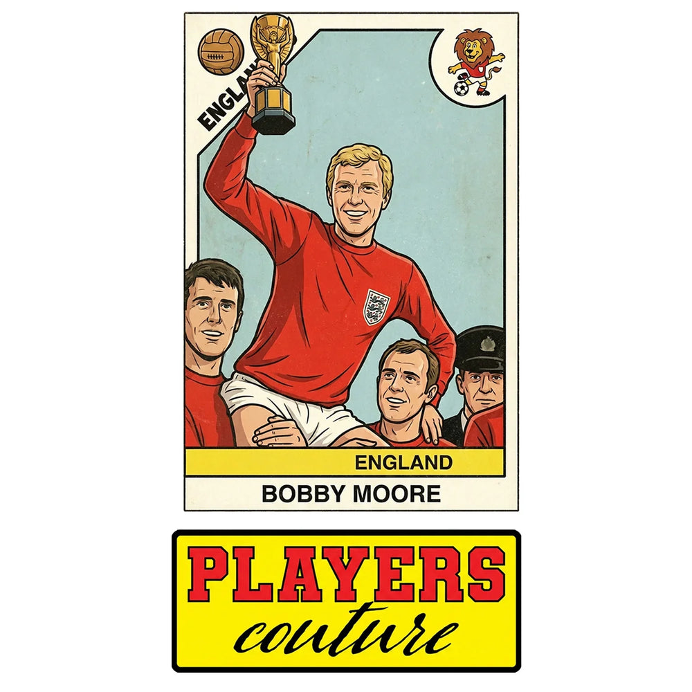 Bobby Moore World Cup Sticker Men's T-Shirt – close-up detail shot of the Bobby Moore World Cup Players Couture logo design