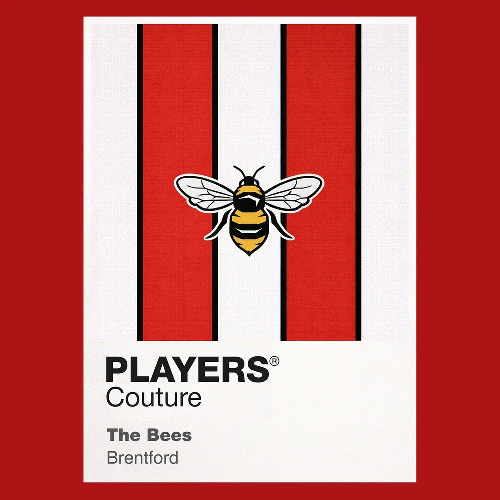 Brentford Classic Football Shirt Colours Frame Men's T-Shirt – red close-up detail shot of the Brentford Players Couture