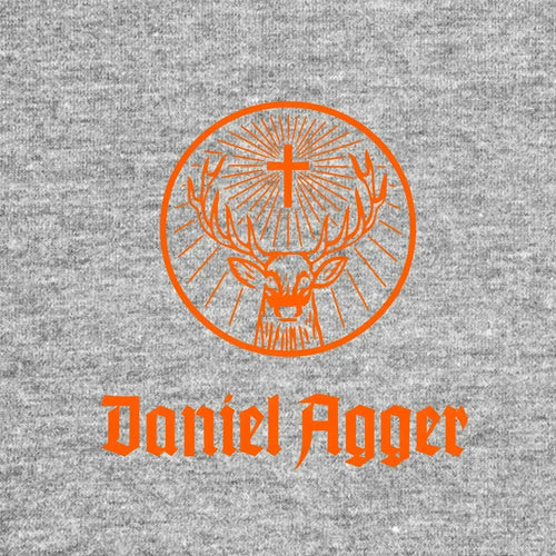 Daniel Agger Logo Men's T-Shirt – grey close-up detail shot of the Daniel Agger Players Couture logo design