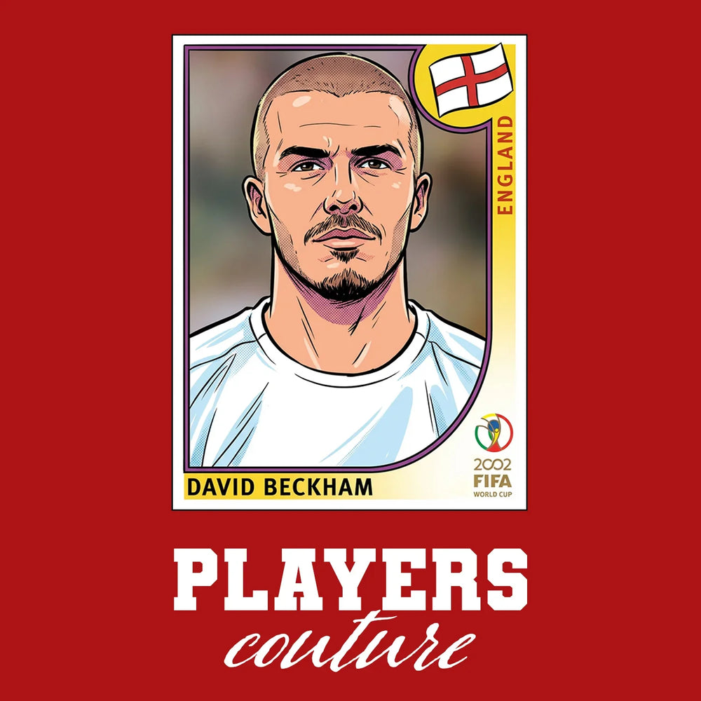 David Beckham 2002 World Cup Sticker Men's T-Shirt – red close-up detail shot of the David Beckham 2002 World Cup Players