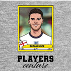 Declan Rice World Cup Sticker Men's T-Shirt – grey close-up detail shot of the Declan Rice World Cup Players Couture logo