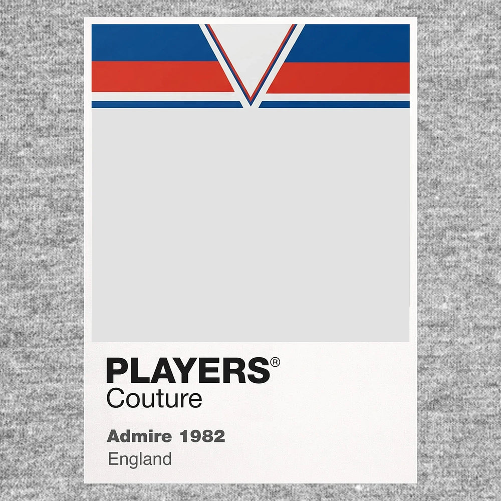 England 1982 Classic Football Shirt Team Colours Frame Men's T-Shirt – grey close-up detail shot of the England 1982 Players