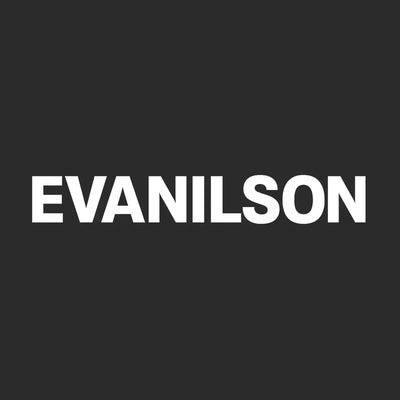 Evanilson Logo Men's T-Shirt – black close-up detail shot of the Evanilson Players Couture logo design