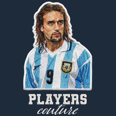 Gabriel Batistuta Badge Men's Hoodie – close-up detail shot of the Gabriel Batistuta Players Couture logo design