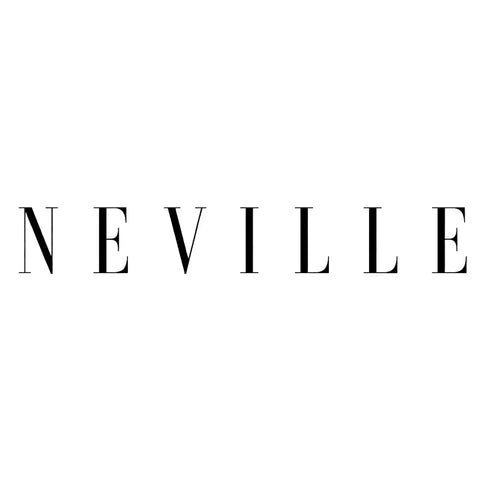 Gary Neville Logo Men's T-Shirt – white close-up detail shot of the Gary Neville Players Couture logo design