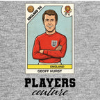 Geoff Hurst World Cup Sticker Men's T-Shirt – grey close-up detail shot of the Geoff Hurst World Cup Players Couture logo