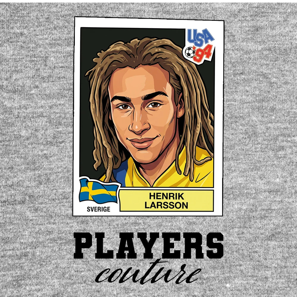 Henrik Larsson World Cup Sticker Men's T-Shirt – grey close-up detail shot of the Henrik Larsson World Cup Players Couture