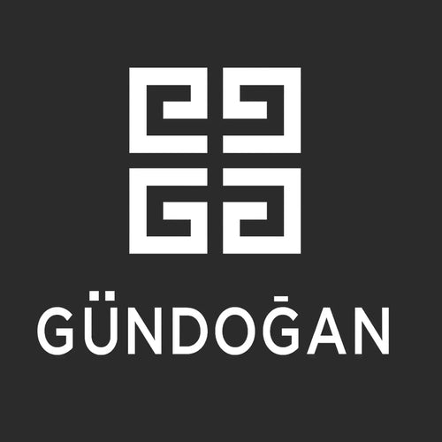 Ilkay Gundogan Logo Men's T-Shirt – black close-up detail shot of the Ilkay Gundogan Players Couture logo design