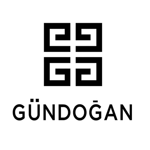 Ilkay Gundogan Logo Men's T-Shirt – white close-up detail shot of the Ilkay Gundogan Players Couture logo design