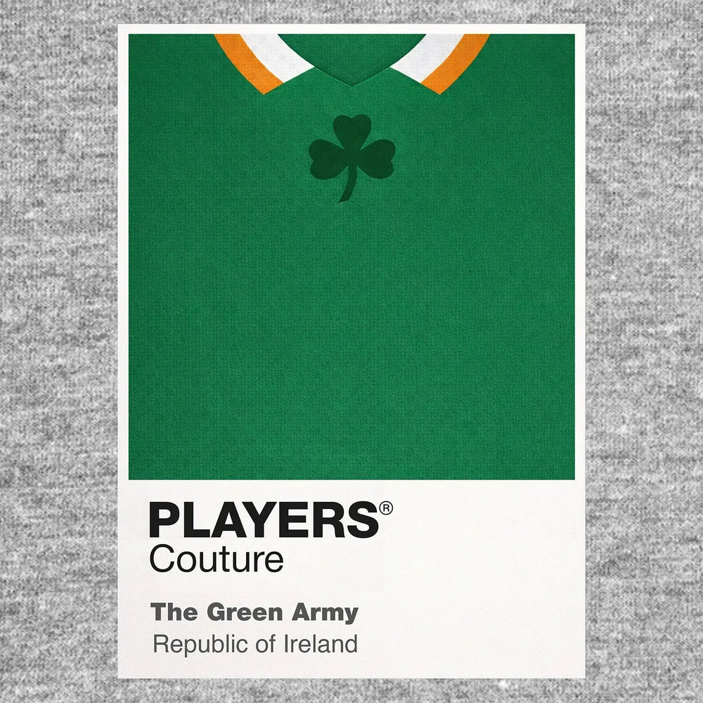Ireland Classic Football Shirt Colours Frame Men's T-Shirt – grey close-up detail shot of the Ireland Players Couture logo