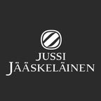 Jussi Jaaskelainen Logo Men's Hoodie – black close-up detail shot of the Jussi Jaaskelainen Players Couture logo design