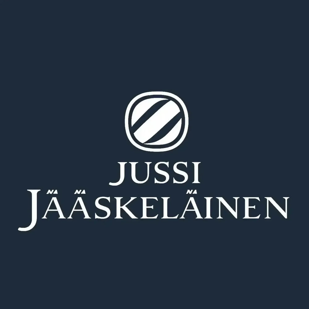Jussi Jaaskelainen Logo Men's Hoodie – navy close-up detail shot of the Jussi Jaaskelainen Players Couture logo design