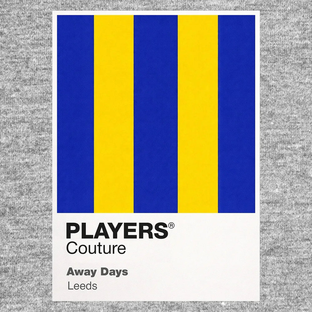 Leeds Away Classic Football Shirt Colours Frame Men's T-Shirt – grey close-up detail shot of the Leeds Away Players Couture