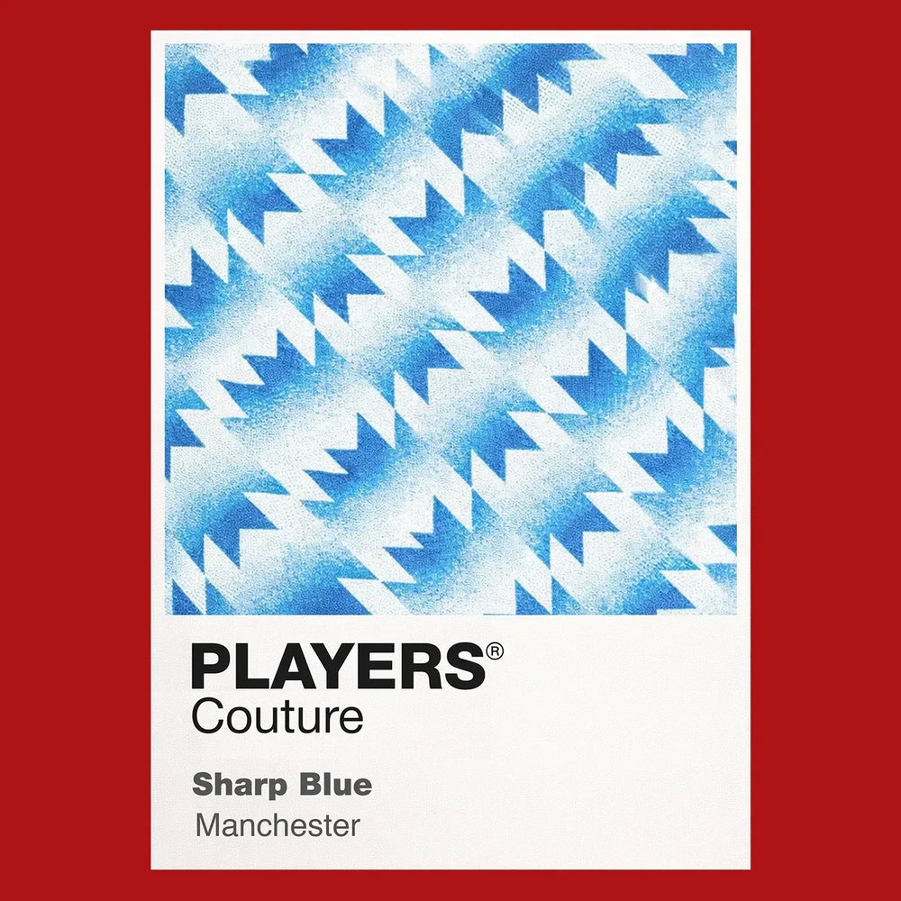 Manchester United Sharp Blue Classic Football Shirt Colours Frame Men's T-Shirt – blue close-up detail shot of the