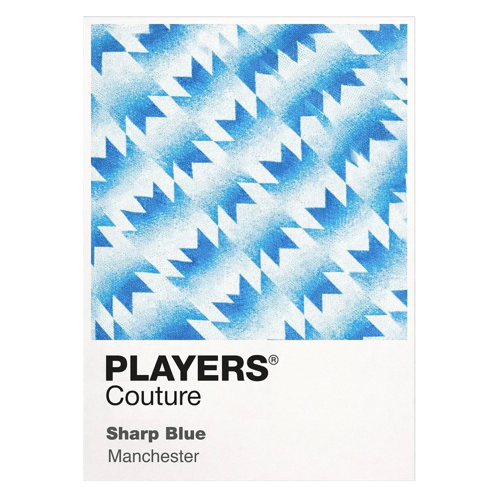 Manchester United Sharp Blue Classic Football Shirt Colours Frame Men's T-Shirt – blue close-up detail shot of the