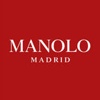 Manolo Logo Men's Hoodie – red close-up detail shot of the Manolo Players Couture logo design