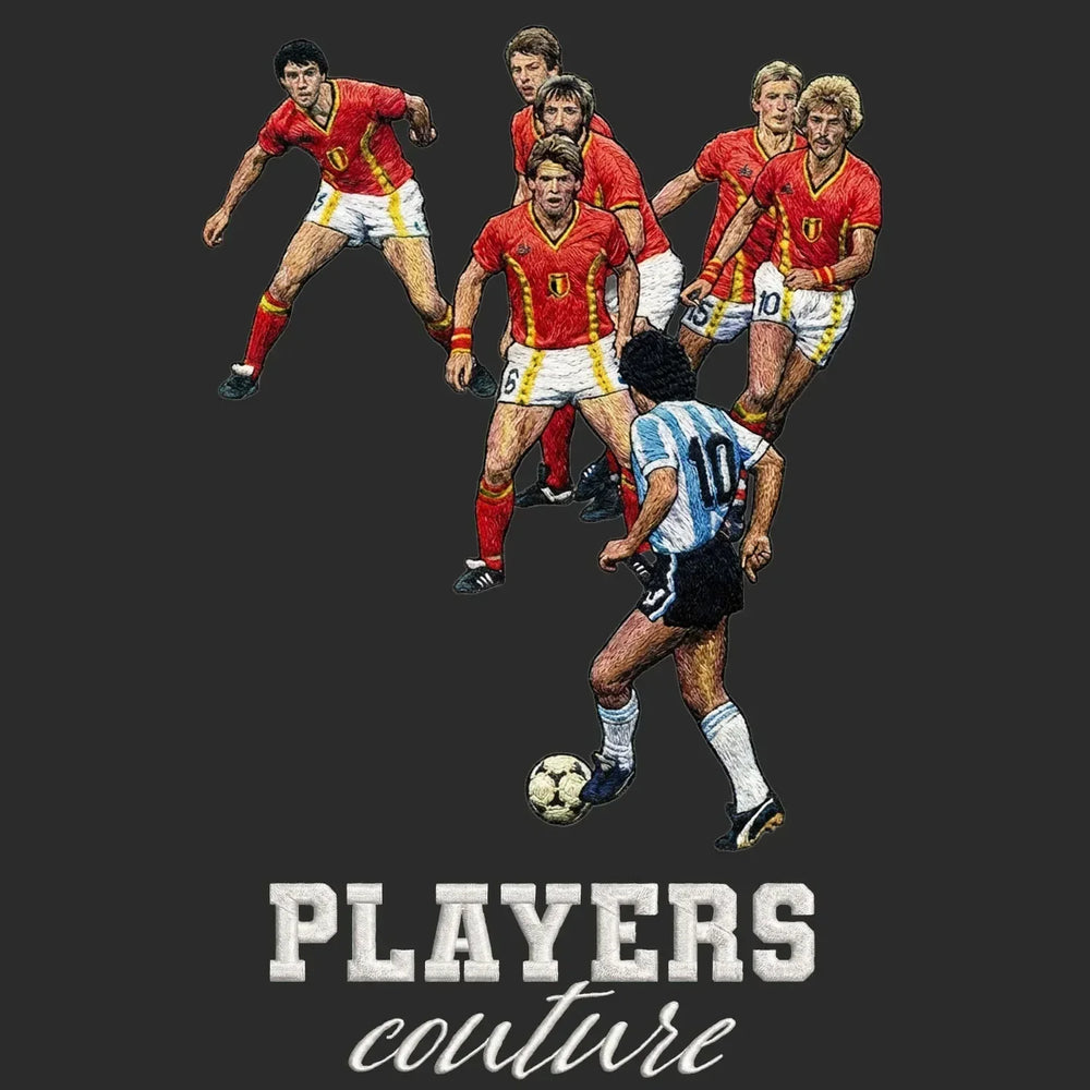 Diego Maradona v Belgium Badge Men's Hoodie – black close-up detail shot of the Diego Maradona v Belgium Players Couture