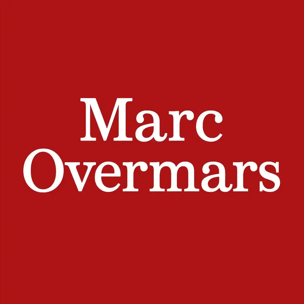 Marc Overmars Logo Men's T-Shirt – red close-up detail shot of the Marc Overmars Players Couture logo design