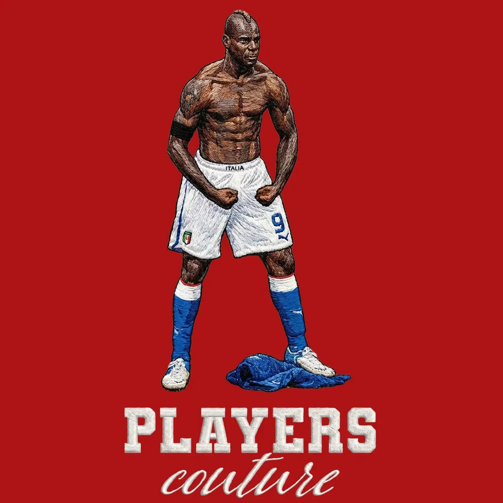Mario Balotelli Badge Men's Hoodie – red close-up detail shot of the Mario Balotelli Players Couture logo design
