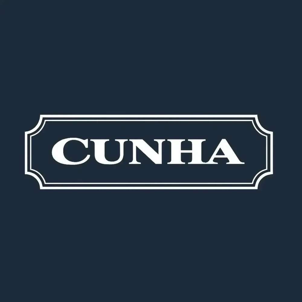 Matheus Cunha Logo Men's T-Shirt – navy close-up detail shot of the Matheus Cunha Players Couture logo design