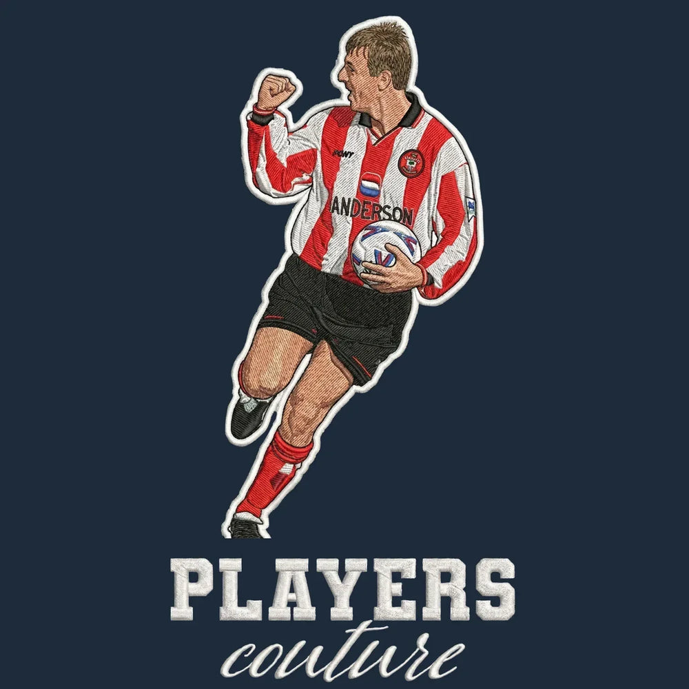 Matt Le Tissier Badge Men's Hoodie – navy close-up detail shot of the Matt Le Tissier Players Couture logo design