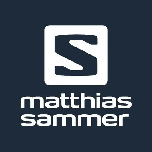 Matthias Sammer Logo Men's T-Shirt – navy close-up detail shot of the Matthias Sammer Players Couture logo design