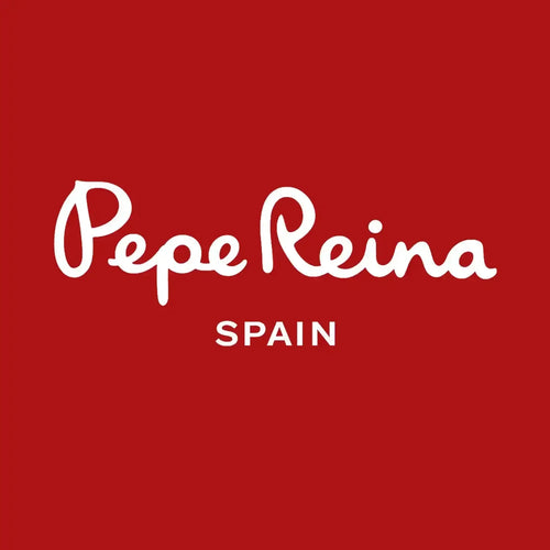 Pepe Reina Logo Men's T-Shirt – red close-up detail shot of the Pepe Reina Players Couture logo design