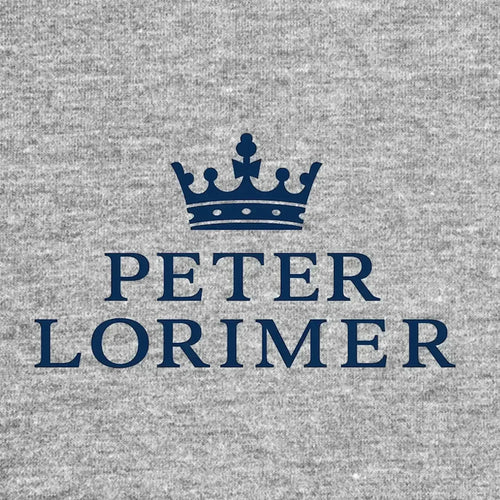 Peter Lorimer Logo Men's T-Shirt – grey close-up detail shot of the Peter Lorimer Players Couture logo design