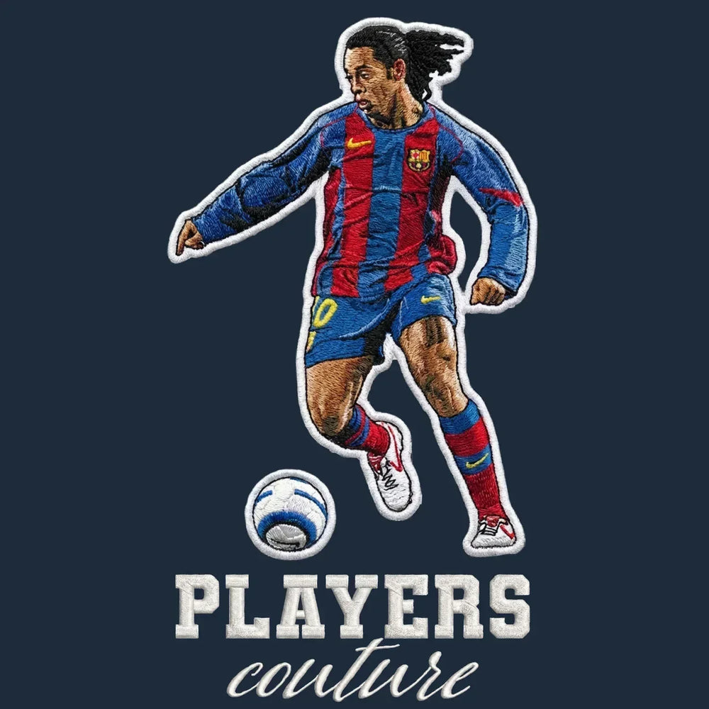 Ronaldinho Barcelona Badge Men's Hoodie – navy close-up detail shot of the Ronaldinho Barcelona Players Couture logo design
