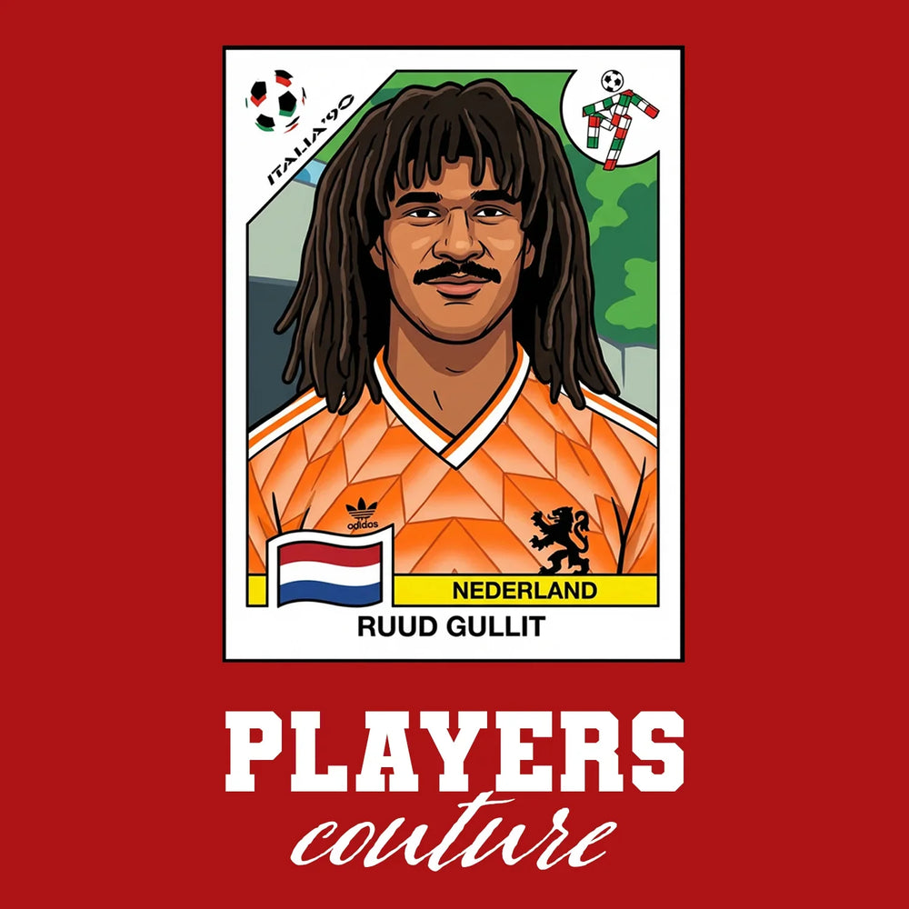Ruud Gullit World Cup Sticker Men's T-Shirt – red close-up detail shot of the Ruud Gullit World Cup Players Couture logo