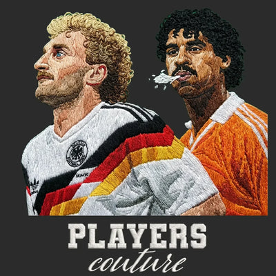 Rudi Voller & Frank Rijkaard Badge Men's Hoodie – black close-up detail shot of the Frank Rijkaard Players Couture logo
