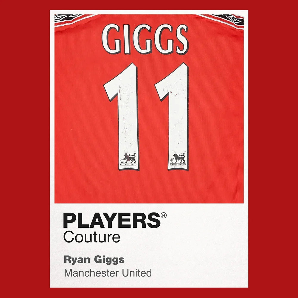 Ryan Giggs 11 Football Shirt Frame Men's Hoodie – red close-up detail shot of the Ryan Giggs 11 Football Players Couture
