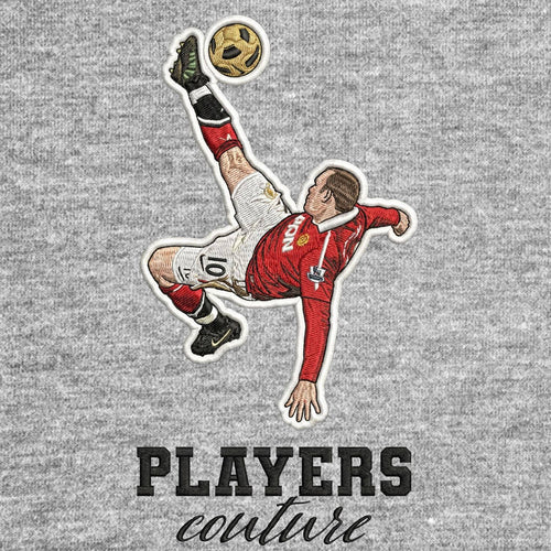 Wayne Rooney Badge Men's Hoodie – grey close-up detail shot of the Wayne Rooney Players Couture logo design