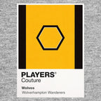 Wolves Classic Football Shirt Colours Frame Men's T-Shirt – grey close-up detail shot of the Wolves Players Couture logo