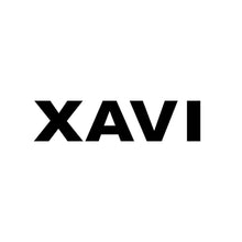 Xavi Logo Kids Hoodie – white close-up detail shot of the Xavi Players Couture logo design