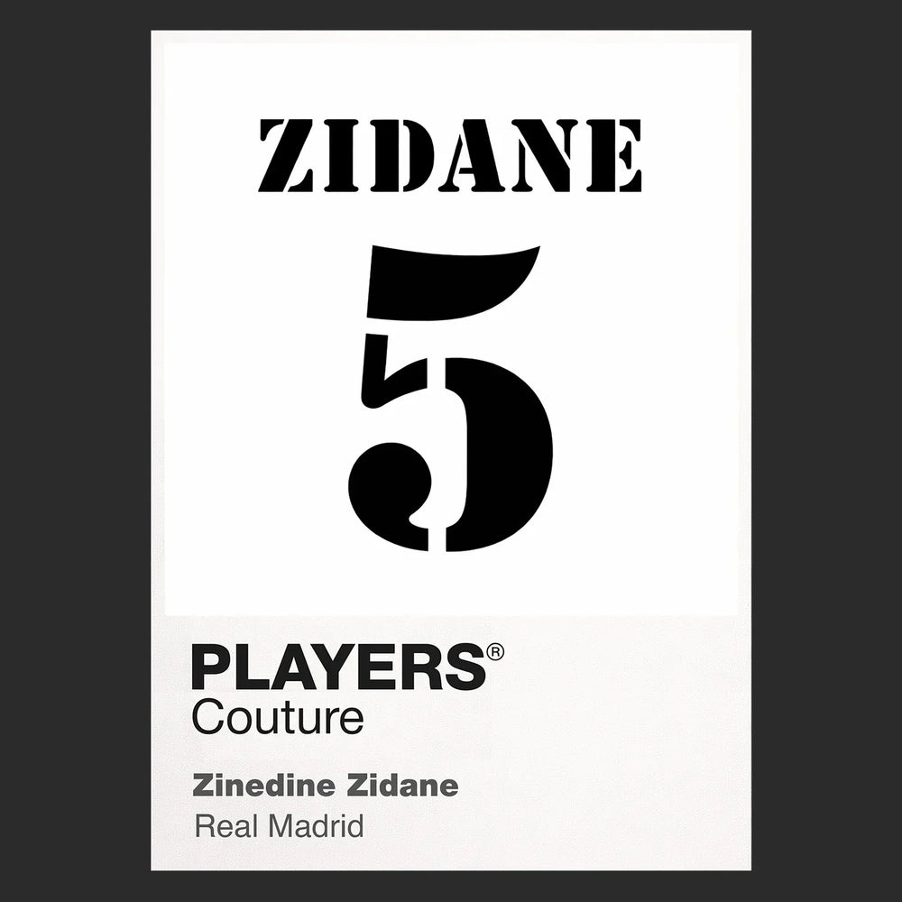 Zinedine Zidane 5 Football Shirt Frame Men's Hoodie – black close-up detail shot of the Zinedine Zidane 5 Football Players